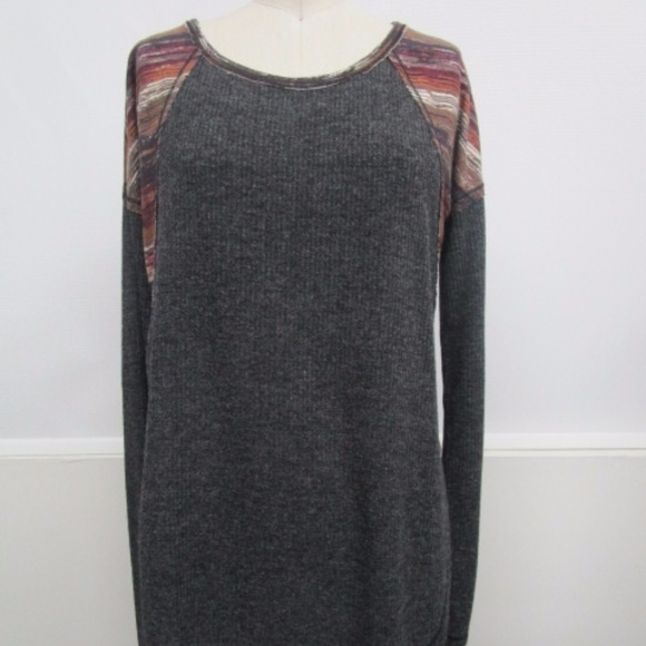 NWT Hem & Thread Rounded Hem Contoured Ribbed Top - Picture 1 of 5